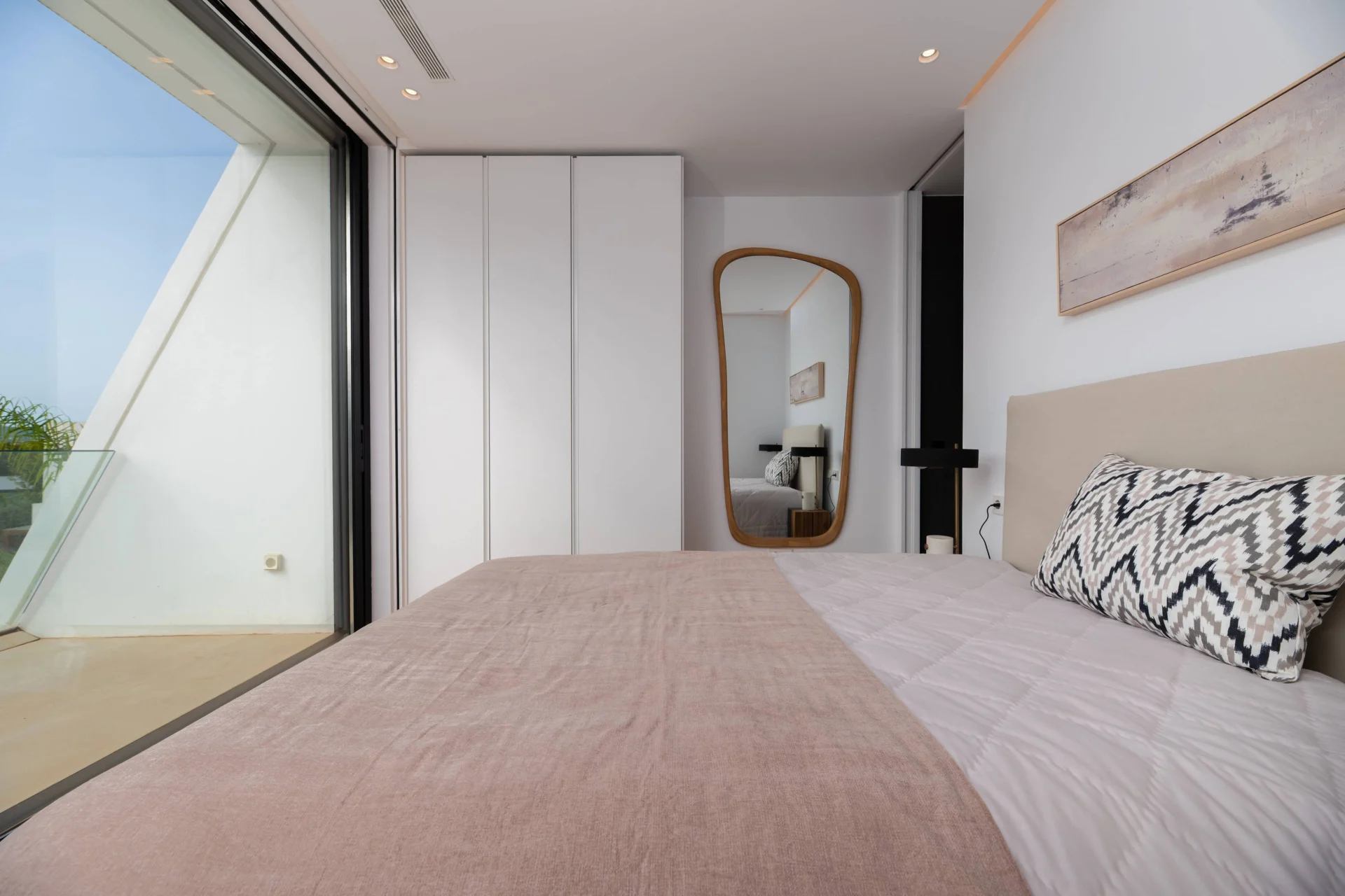 Villa contemporánea con piscina en Ses Torres, Ibiza – foto 11