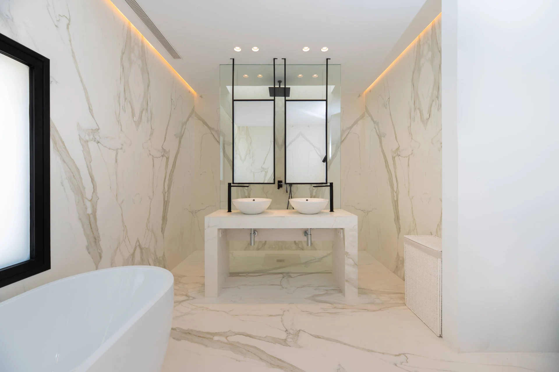 Villa contemporánea con piscina en Ses Torres, Ibiza – foto 12