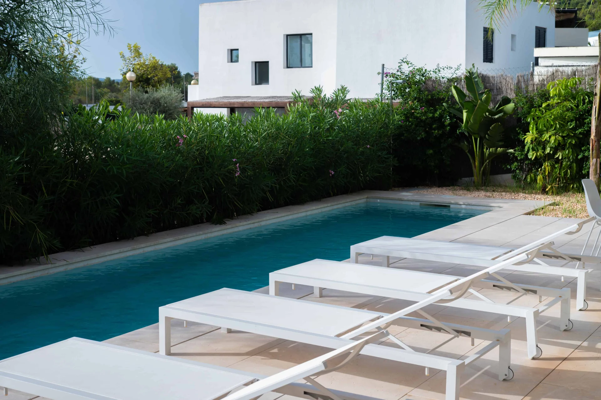 Villa contemporánea con piscina en Ses Torres, Ibiza – foto 18