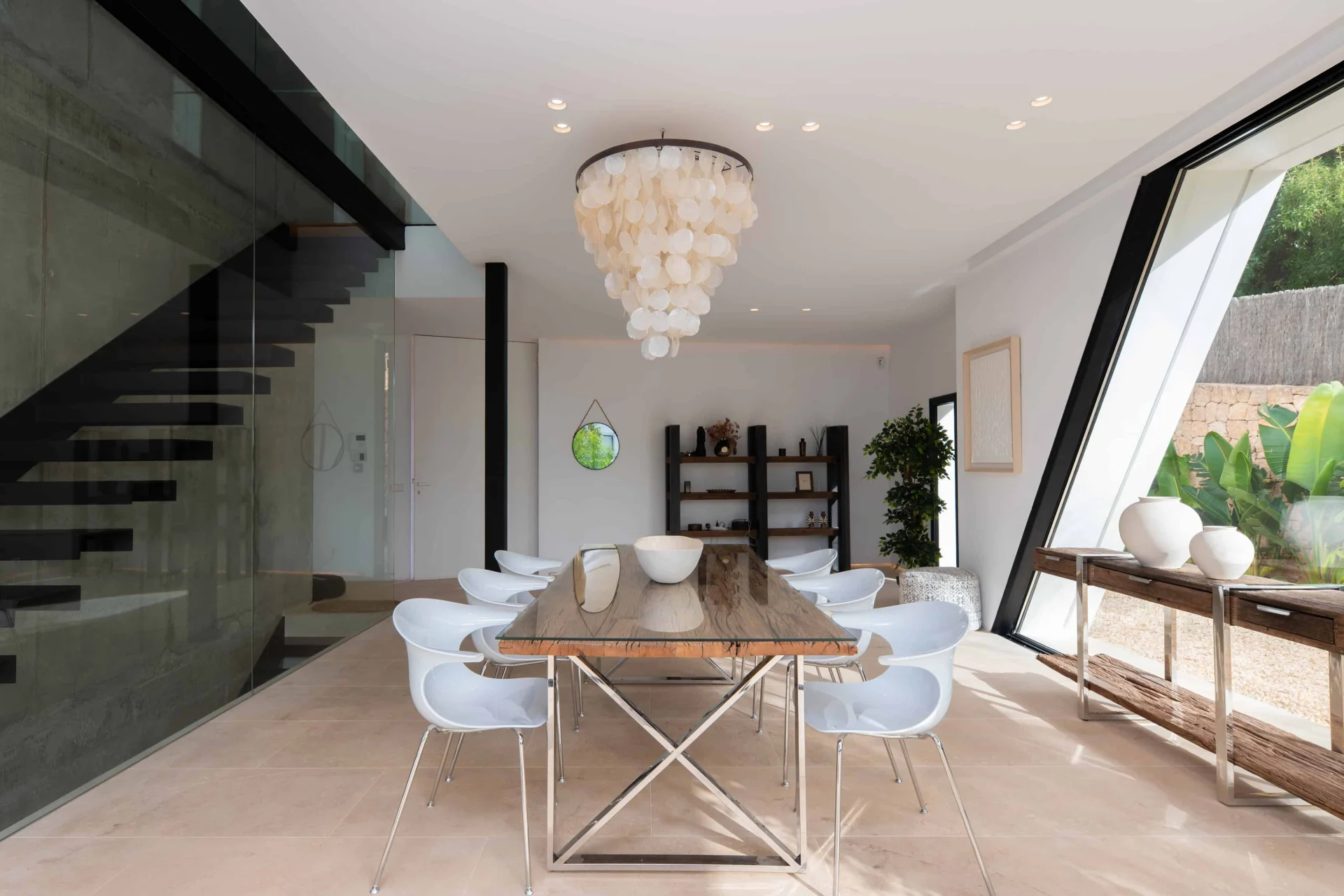 Villa contemporánea con piscina en Ses Torres, Ibiza – foto 2
