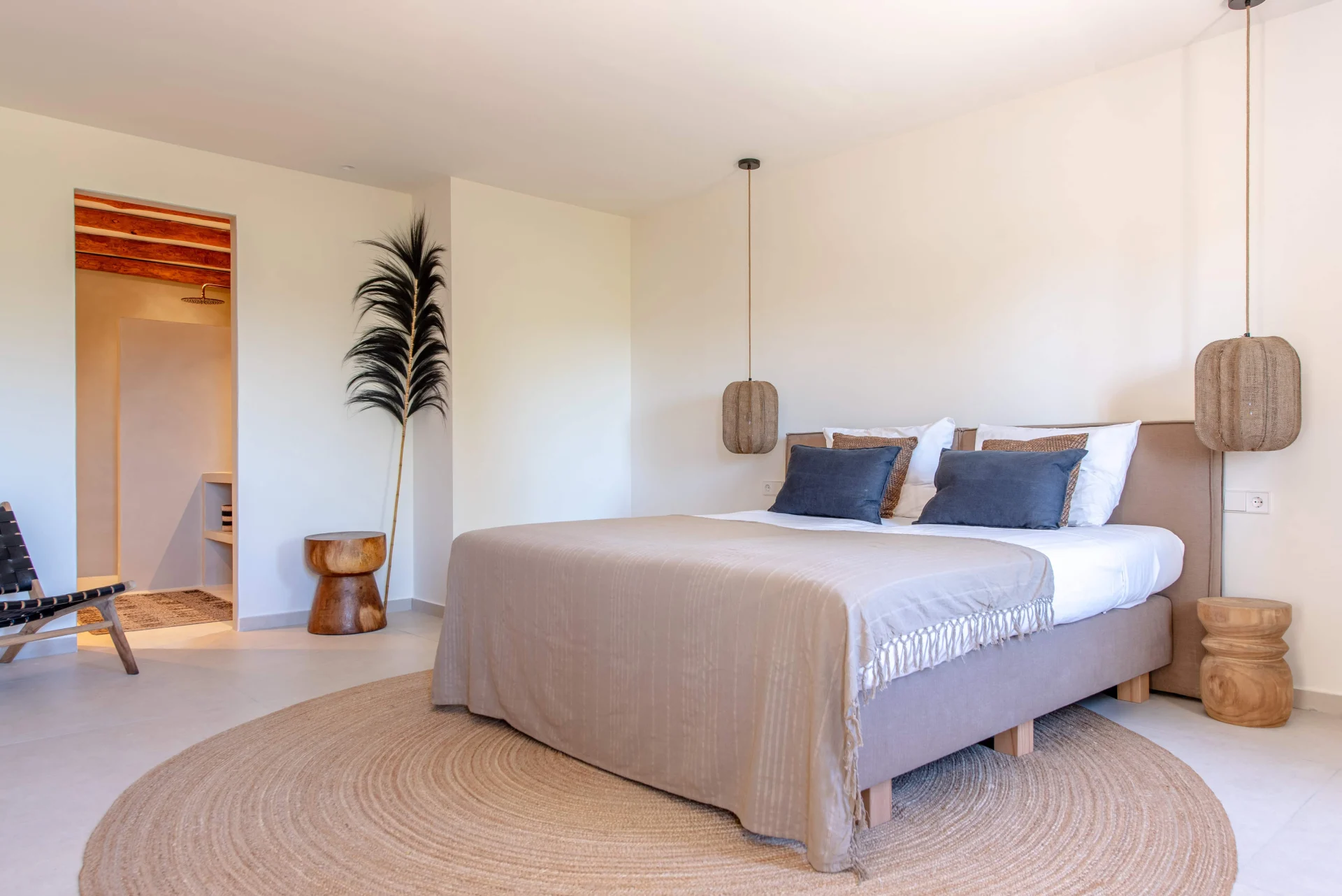 Villa con piscina privada y vistas al paisaje mediterráneo en San Agustín, Ibiza – foto 2