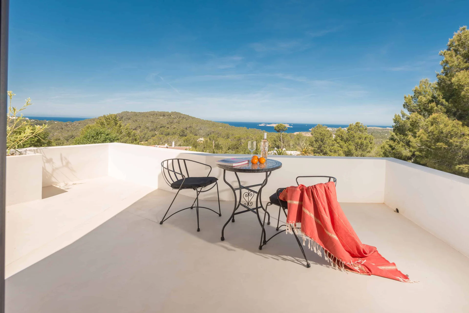 Villa Odiya | Diseño contemporáneo y vistas al Mediterráneo – foto 10