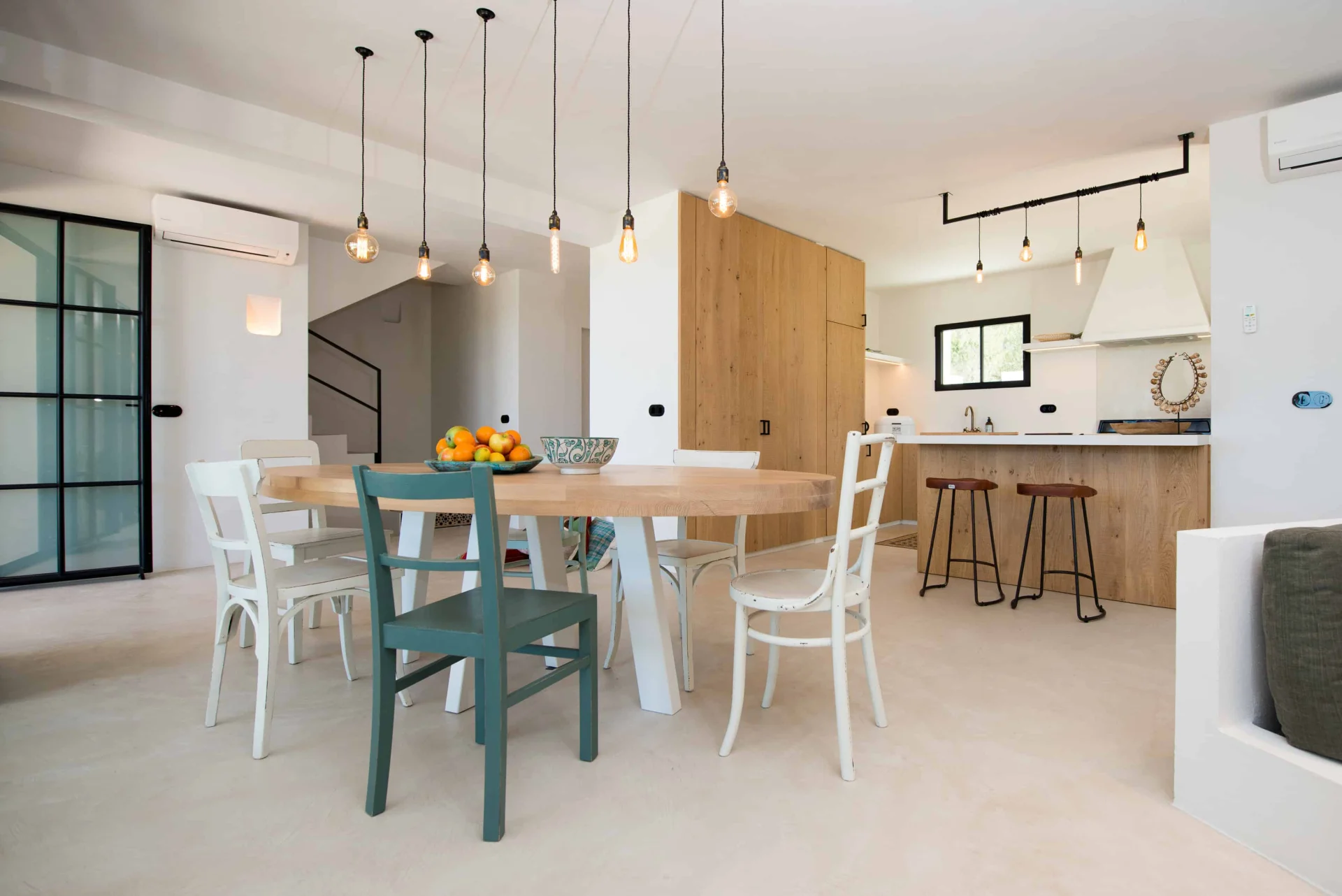 Villa Odiya | Diseño contemporáneo y vistas al Mediterráneo – foto 6
