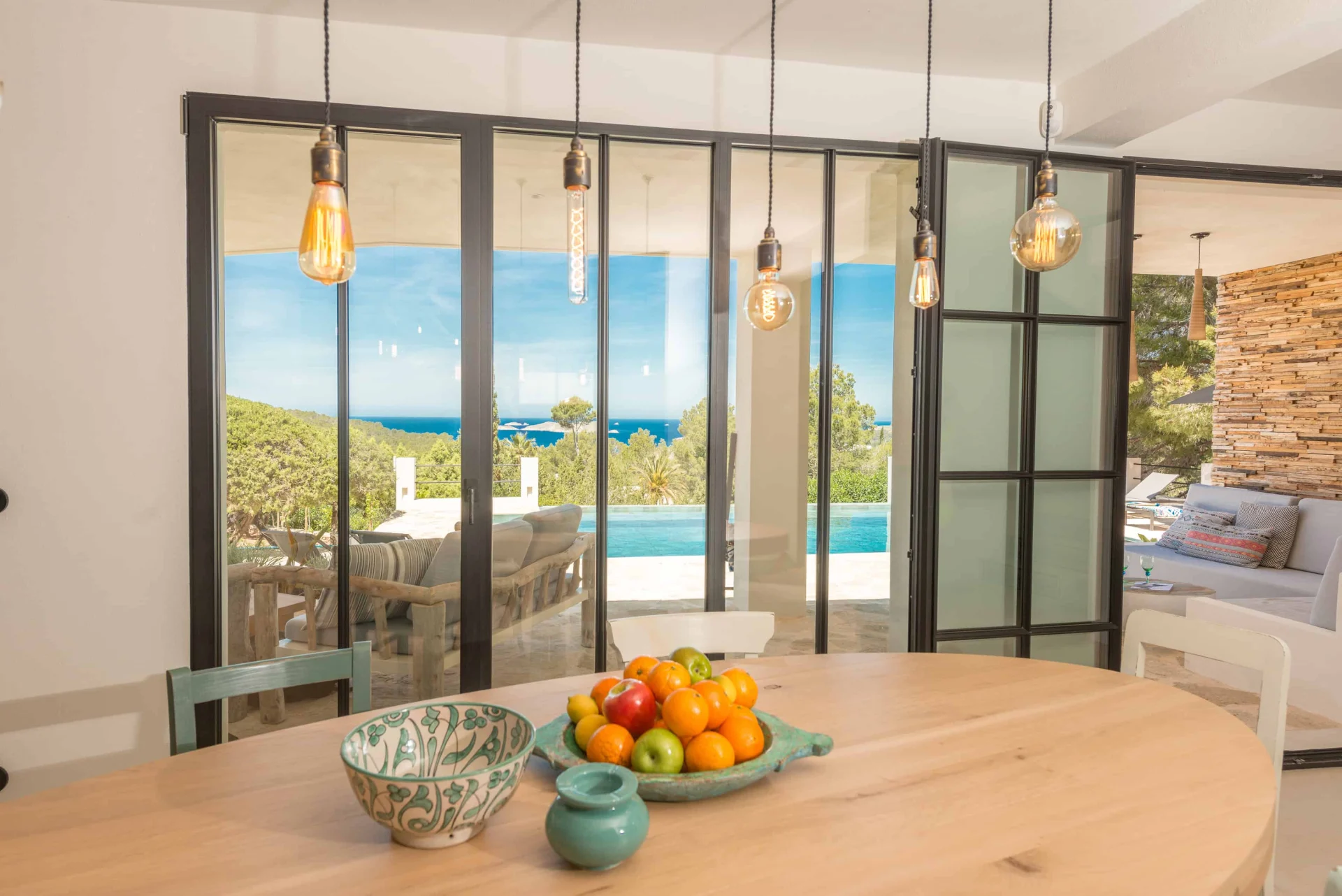 Villa Odiya | Diseño contemporáneo y vistas al Mediterráneo – foto 17