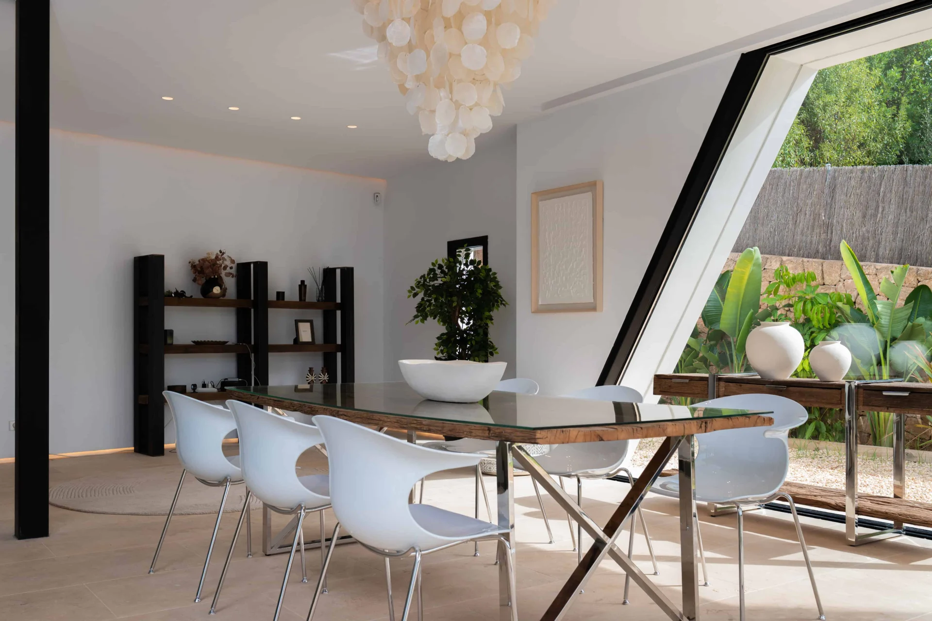 Villa contemporánea con piscina en Ses Torres, Ibiza – foto 4