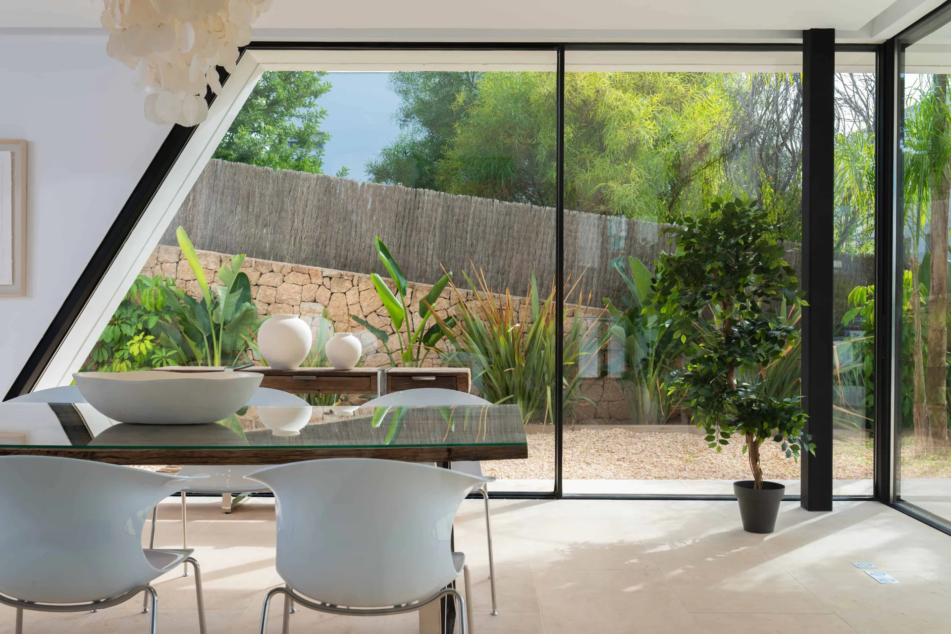 Villa contemporánea con piscina en Ses Torres, Ibiza – foto 5